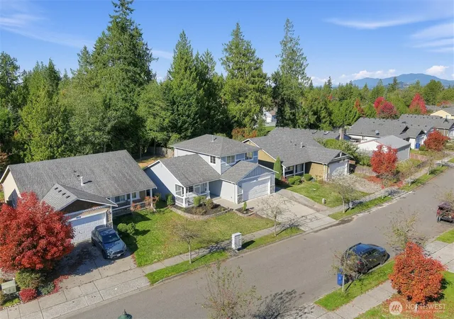 Photo 2 of Single family home for sale at 225 Brittany St, Mount Vernon, WA 98274 | MLS# NWM2593549 | Listing updated on 2026-10-16