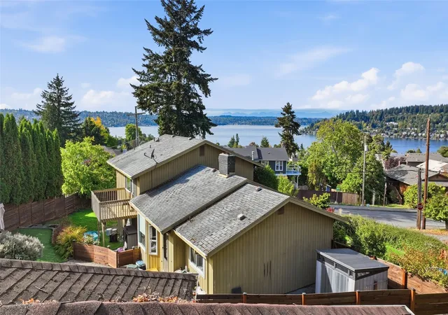 Photo 2 of Single family home for sale at 1307 N 32nd Street, Renton, WA 98056 | MLS# NWM2593553 | Listing updated on 2026-10-17