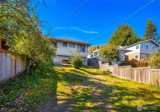 Photo 3 of Land for sale at 2570 5th Avenue W, Seattle, WA 98119 | MLS# NWM2593558 | Listing updated on 2026-10-12