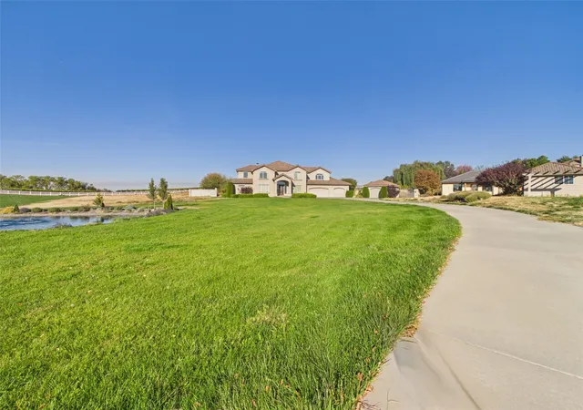 Photo 1 of Single family home for sale at 96 Winemakers Ln, Walla Walla, WA 99362 | MLS# NWM2593561 | Listing updated on 2026-10-20