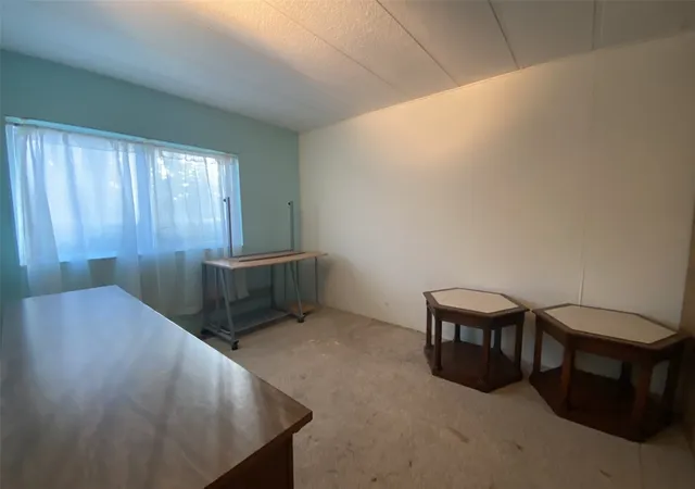 Photo 2 of Manufactured home for sale at 11405 125th Street Ct E #217, Puyallup, WA 98374 | MLS# NWM2593563 | Listing updated on 2026-10-22