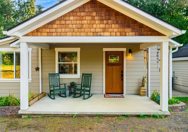 Photo 2 of Single family home for sale at 3681 Cooks Hl Rd, Centralia, WA 98531 | MLS# NWM2593565 | Listing updated on 2026-10-20