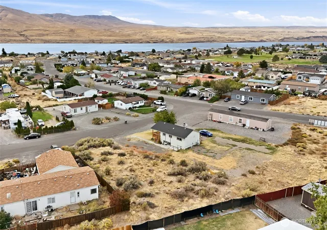 Photo 4 of Land for sale at 605 SW Lincoln Pl, Mattawa, WA 99349 | MLS# NWM2593567 | Listing updated on 2026-10-26