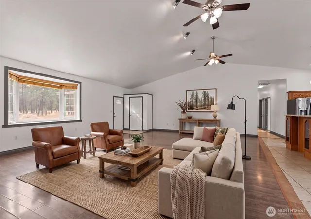 Photo 2 of Single family home for sale at 25720 W Malloy Prairie Rd, Cheney, WA 99004 | MLS# NWM2593572 | Listing updated on 2026-10-17