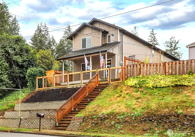 Photo 1 of Single family home for sale at 920 Hull Ave, Port Orchard, WA 98366 | MLS# NWM2593581 | Listing updated on 2026-10-14