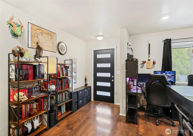 Photo 4 of Single family home for sale at 920 Hull Ave, Port Orchard, WA 98366 | MLS# NWM2593581 | Listing updated on 2026-10-14
