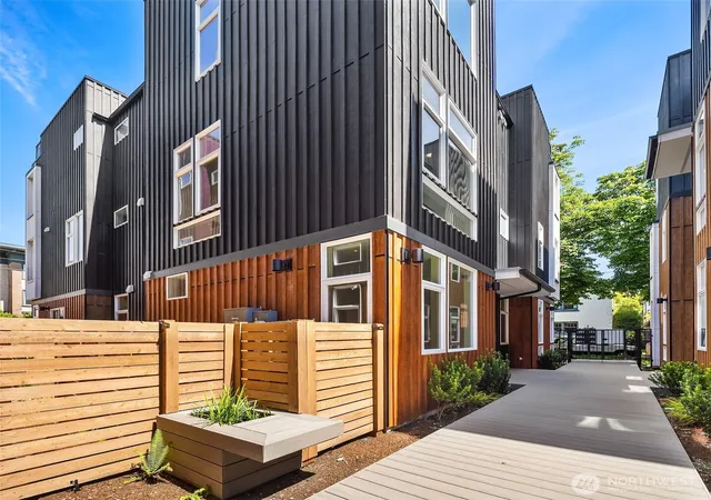 Photo 1 of Townhouse for sale at 1745 17th Avenue, Seattle, WA 98122 | MLS# NWM2593582 | Listing updated on 2026-10-22
