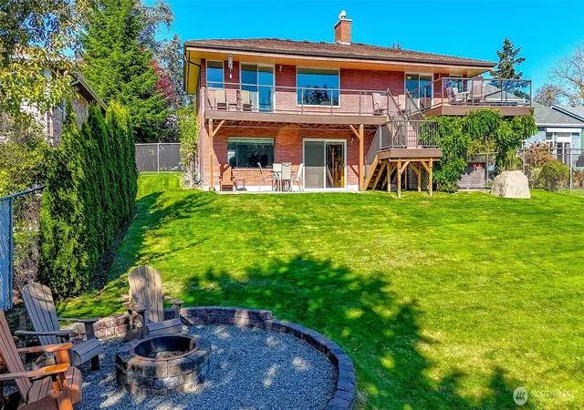 Photo 3 of Single family home for sale at 4025 S 345th Street, Auburn, WA 98001 | MLS# NWM2593598 | Listing updated on 2026-10-19