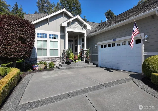 Photo 2 of Condo for sale at 1312 Eagle Ridge Dr #Unit 3, Mount Vernon, WA 98274 | MLS# NWM2593611 | Listing updated on 2026-10-13