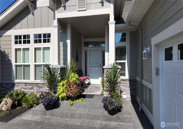 Photo 3 of Condo for sale at 1312 Eagle Ridge Dr #Unit 3, Mount Vernon, WA 98274 | MLS# NWM2593611 | Listing updated on 2026-10-20