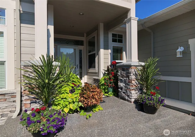 Photo 4 of Condo for sale at 1312 Eagle Ridge Dr #Unit 3, Mount Vernon, WA 98274 | MLS# NWM2593611 | Listing updated on 2026-10-20