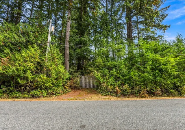 Photo 1 of Land for sale at 8290 Golden Valley Blvd, Maple Falls, WA 98266 | MLS# NWM2593627 | Listing updated on 2026-10-19