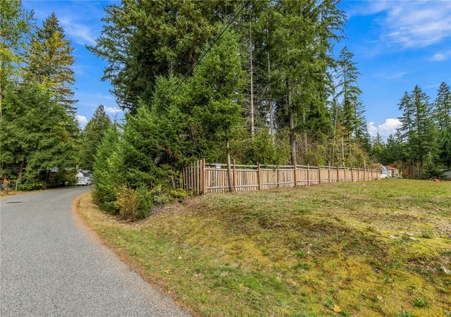 Photo 3 of Land for sale at 8290 Golden Valley Blvd, Maple Falls, WA 98266 | MLS# NWM2593627 | Listing updated on 2026-10-19