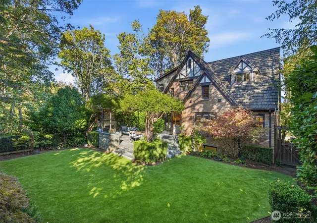 Photo 1 of Single family home for sale at 1905 33rd Avenue S, Seattle, WA 98144 | MLS# NWM2593642 | Listing updated on 2026-10-13