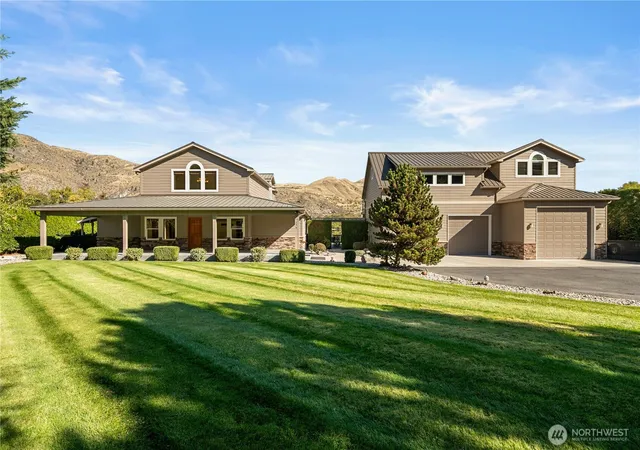 Photo 4 of Single family home for sale at 256 Vineyard Dr, Orondo, WA 98843 | MLS# NWM2593644 | Listing updated on 2026-10-18