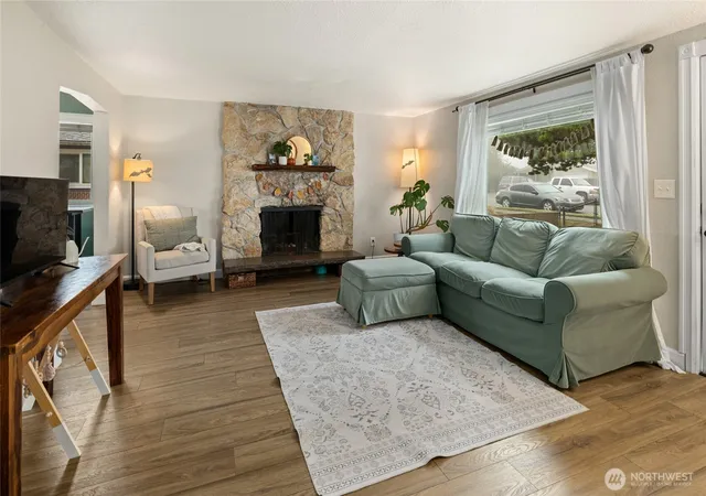 Photo 4 of Single family home for sale at 7424 Fawcett Ave, Tacoma, WA 98408 | MLS# NWM2593647 | Listing updated on 2026-10-22