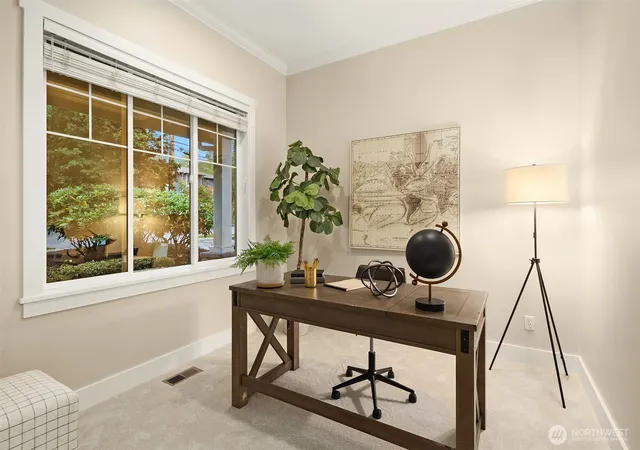 Photo 4 of Single family home for sale at 12512 NE 90th Street, Kirkland, WA 98033 | MLS# NWM2593673 | Listing updated on 2026-10-15
