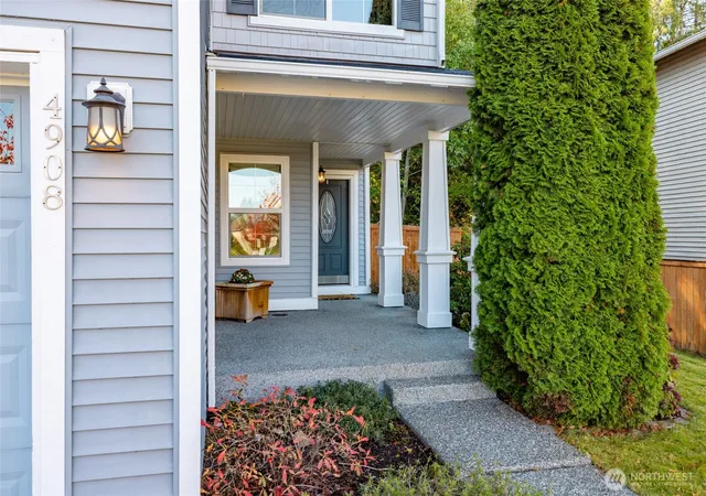 Photo 3 of Single family home for sale at 4908 Monarch Blvd, Mount Vernon, WA 98273 | MLS# NWM2593683 | Listing updated on 2026-10-15