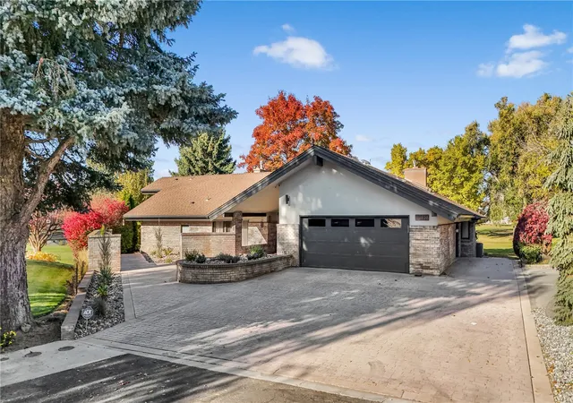Photo 1 of Single family home for sale at 828 S Skylark Way, Othello, WA 99344 | MLS# NWM2593696 | Listing updated on 2026-10-28