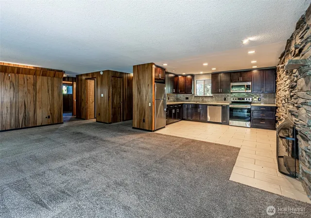 Photo 3 of Single family home for sale at 2322 W 4th Avenue, Olympia, WA 98502 | MLS# NWM2593712 | Listing updated on 2026-10-13