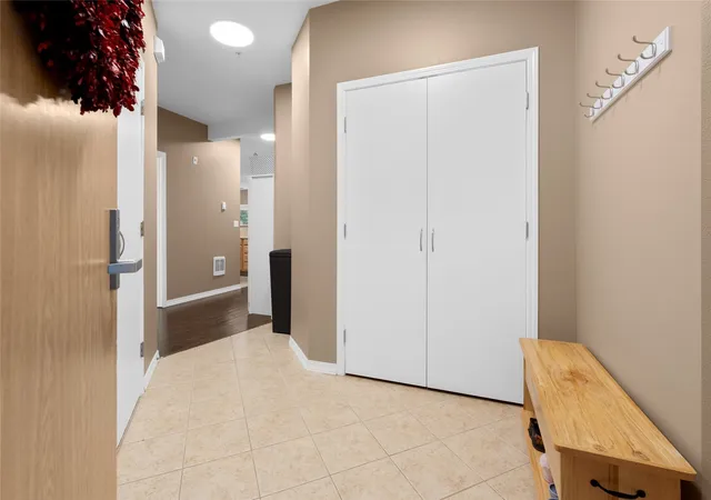 Photo 4 of Condo for sale at 504 Darby Dr #111, Bellingham, WA 98226 | MLS# NWM2593719 | Listing updated on 2026-10-22