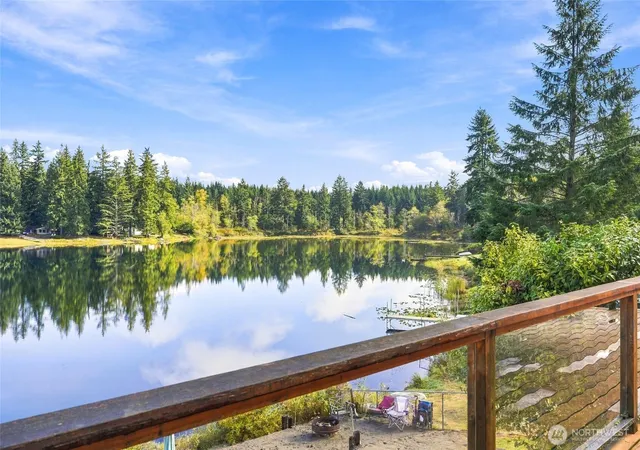 Photo 4 of Manufactured home for sale at 1007 125th Place NW, Tulalip, WA 98271 | MLS# NWM2593728 | Listing updated on 2026-10-13