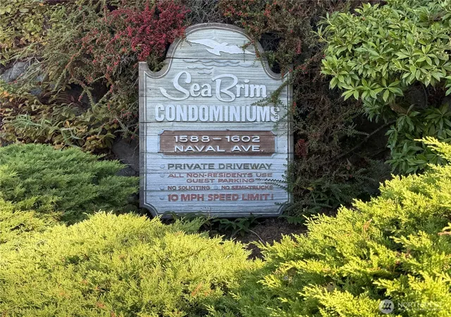 Photo 3 of Sale Pending at 1588 Naval Ave #2, Bremerton, WA 98312 | MLS# NWM2593729 | Listing updated on 2026-10-27