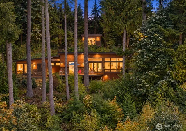 Photo 2 of Single family home for sale at 4179 Stoney Brk Ln, Bellingham, WA 98229 | MLS# NWM2593735 | Listing updated on 2026-10-19