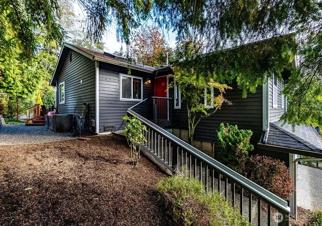 Photo 4 of Single family home for sale at 9724 NE 141st Court, Kirkland, WA 98034 | MLS# NWM2593748 | Listing updated on 2026-10-16