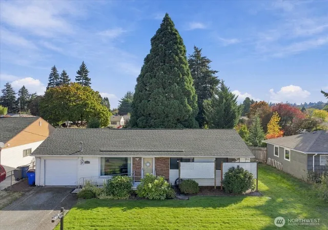 Photo 1 of Single family home for sale at 2105 General Anderson Ave, Vancouver, WA 98661 | MLS# NWM2593751 | Listing updated on 2026-10-16