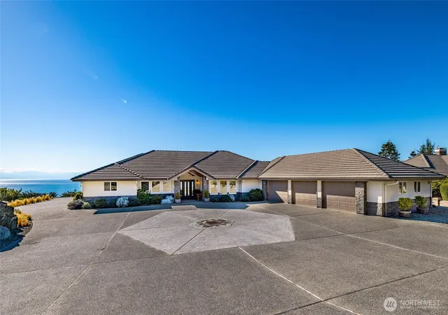 Photo 1 of Single family home for sale at 4092 San Juan Blvd, Anacortes, WA 98221 | MLS# NWM2593754 | Listing updated on 2026-10-20