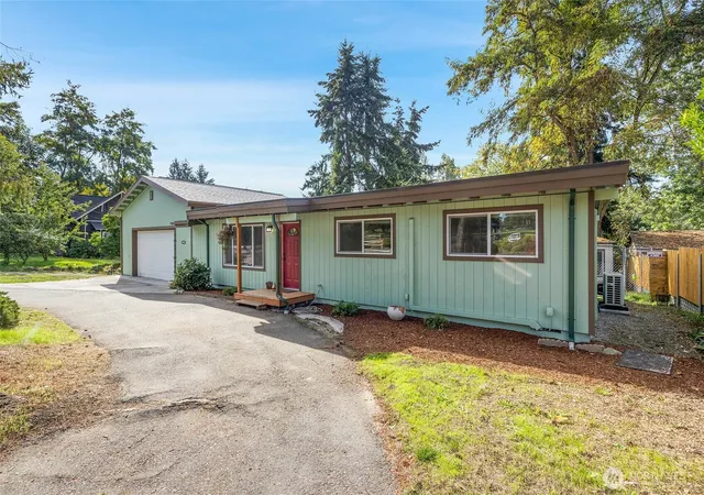 Single family home for sale at 23303 100th Avenue SE, Kent, WA 98031 | MLS# NWM2593756