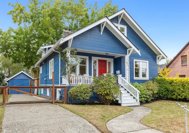 Photo 2 of Single family home for sale at 511 N 83rd Street, Seattle, WA 98103 | MLS# NWM2593758 | Listing updated on 2026-10-16