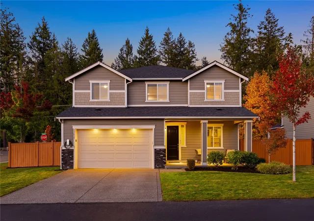 Single family home for sale at 13615 63rd Avenue E, Puyallup, WA 98373 | MLS# NWM2593760