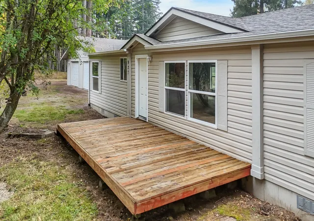 Photo 2 of Manufactured home for sale at 927 N Tipsoo Loop, Rainier, WA 98576 | MLS# NWM2593768 | Listing updated on 2026-10-18