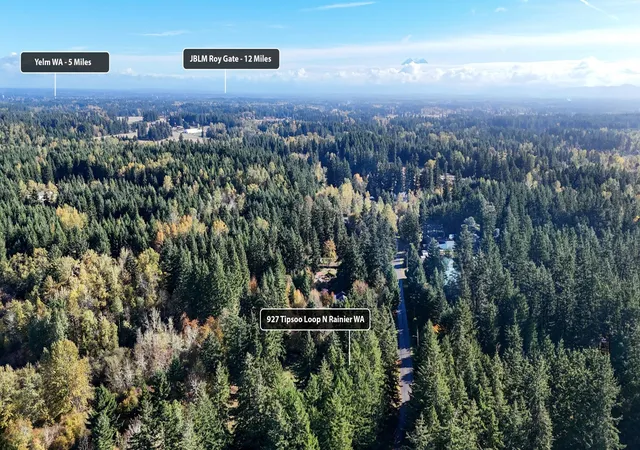 Photo 3 of Manufactured home for sale at 927 N Tipsoo Loop, Rainier, WA 98576 | MLS# NWM2593768 | Listing updated on 2026-10-18