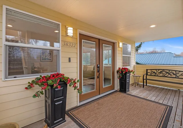 Photo 1 of Single family home for sale at 38322 SE Maple St, Snoqualmie, WA 98065 | MLS# NWM2593781 | Listing updated on 2026-10-29