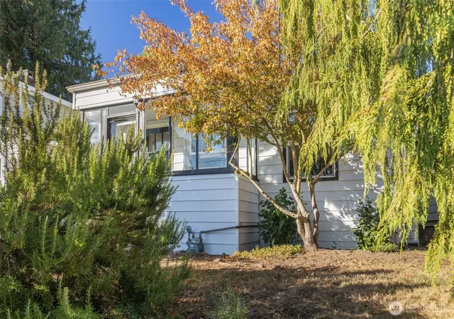Photo 1 of Sale Pending at 106 Ne 54th Street, Seattle, WA 98105 | MLS# NWM2593784 | Listing updated on 2026-10-19