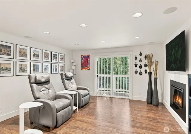 Photo 3 of Sale Pending at 14527 NE 40th Street #G105, Bellevue, WA 98007 | MLS# NWM2593786 | Listing updated on 2026-10-17