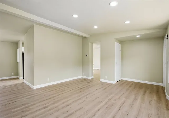 Photo 4 of Manufactured home for sale at 1402 22nd Street NE #531, Auburn, WA 98002 | MLS# NWM2593802 | Listing updated on 2026-10-15
