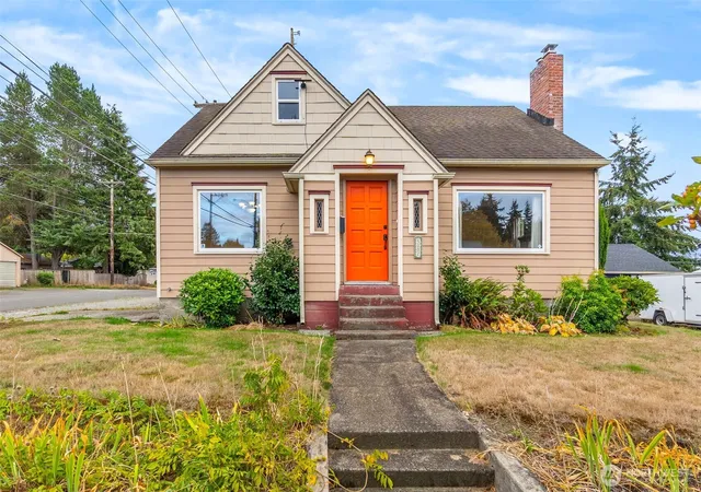 Single family home for sale at 5002 6th Avenue, Tacoma, WA 98406 | MLS# NWM2593804