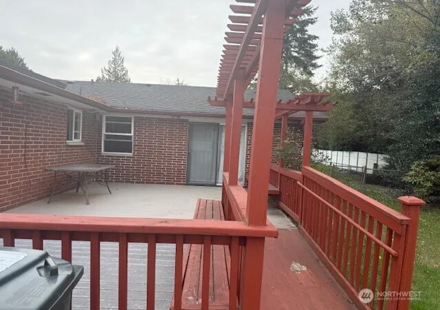 Photo 2 of Single family home for sale at 11605 Se 258th Street, Kent, WA 98030 | MLS# NWM2593832 | Listing updated on 2026-10-14