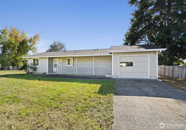 Single family home for sale at 218 Valley Meadows Dr, Chehalis, WA 98532 | MLS# NWM2593871