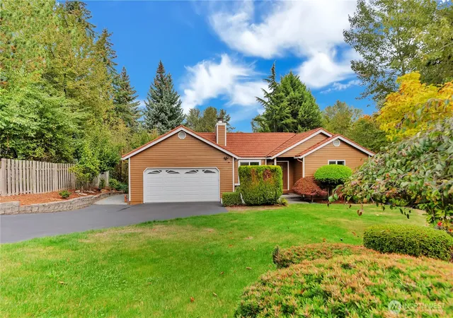 Single family home for sale at 1006 S 23rd Street, Renton, WA 98055 | MLS# NWM2593881