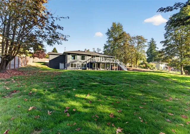 Photo 3 of Single family home for sale at 30003 112th Avenue Se, Auburn, WA 98092 | MLS# NWM2593898 | Listing updated on 2026-10-17