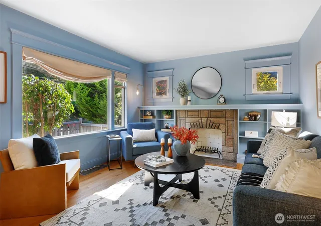 Photo 2 of Single family home for sale at 5807 3rd Avenue NW, Seattle, WA 98107 | MLS# NWM2593899 | Listing updated on 2026-10-22