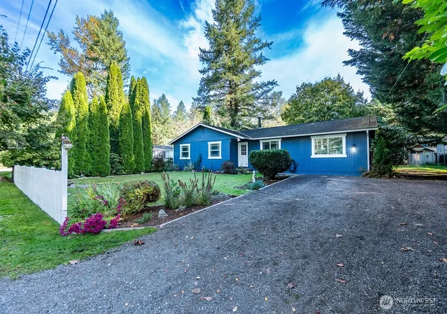 Single family home for sale at 14833 Moonlight Dr, Gold Bar, WA 98251 | MLS# NWM2593904