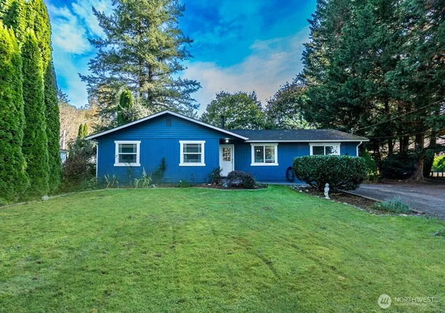 Photo 3 of Single family home for sale at 14833 Moonlight Dr, Gold Bar, WA 98251 | MLS# NWM2593904 | Listing updated on 2026-10-15