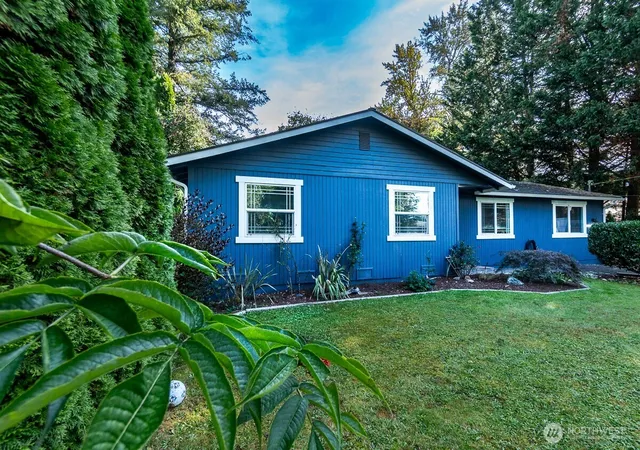 Photo 4 of Single family home for sale at 14833 Moonlight Dr, Gold Bar, WA 98251 | MLS# NWM2593904 | Listing updated on 2026-10-15