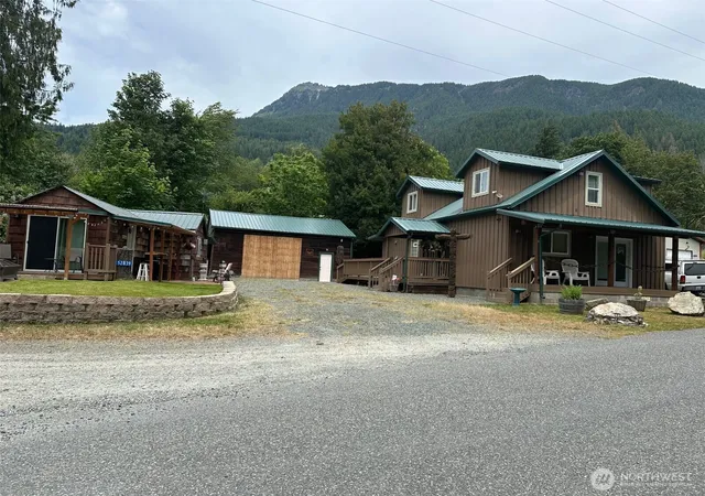 Photo 1 of Single family home for sale at 52839 Railroad Ave, Rockport, WA 98283 | MLS# NWM2593918 | Listing updated on 2026-10-14